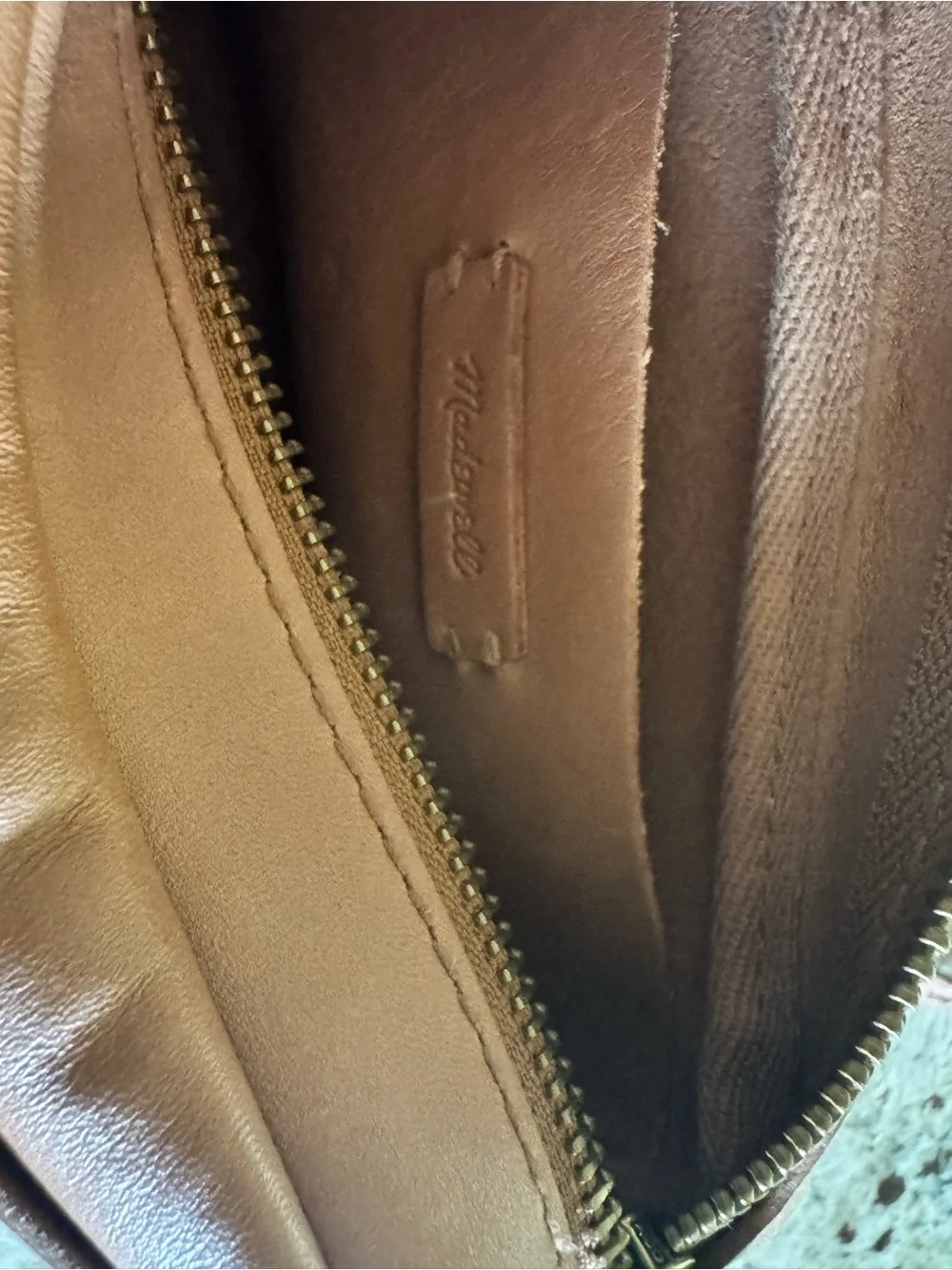 Madewell The Leather Carabiner Mini Crossbody Ba